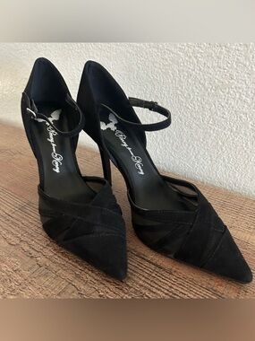 Penny Loves Jenny Black Suede Mesh Pointed Toe d'Orsay Heels Ankle Straps Size 7